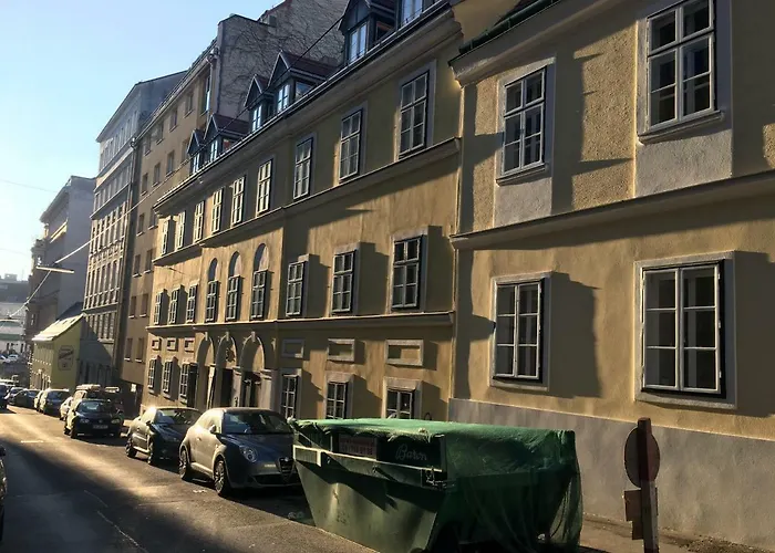 Premium Naschmarkt Ii *